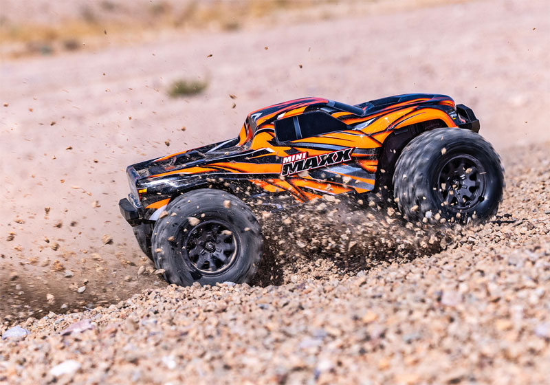Traxxas Mini Maxx 4WD Brushless RTR RC Monster Truck w/ID Lipo Battery & USB-C Charger