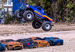Traxxas BIGFOOT 4X4 Brushless BL-2s RTR Monster Truck & FREE LIPO BATTERY AND USB-C LIPO CHARGER