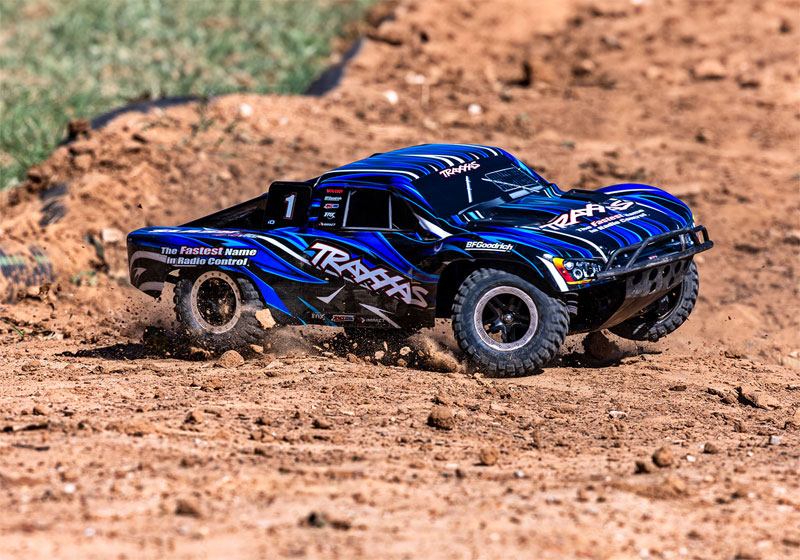 Traxxas Slash 4x4 VXL Heavy Duty Brushless RTR Short Course RC Truck LiPo Combo
