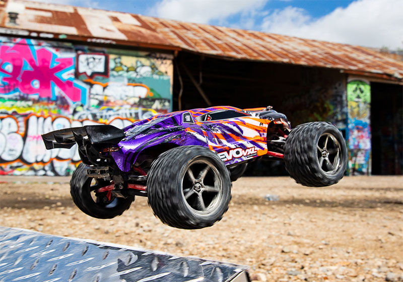 Traxxas 1/16 E-Revo VXL Brushless 4WD RTR RC Monster Truck w/ID Battery & USB-C Charger
